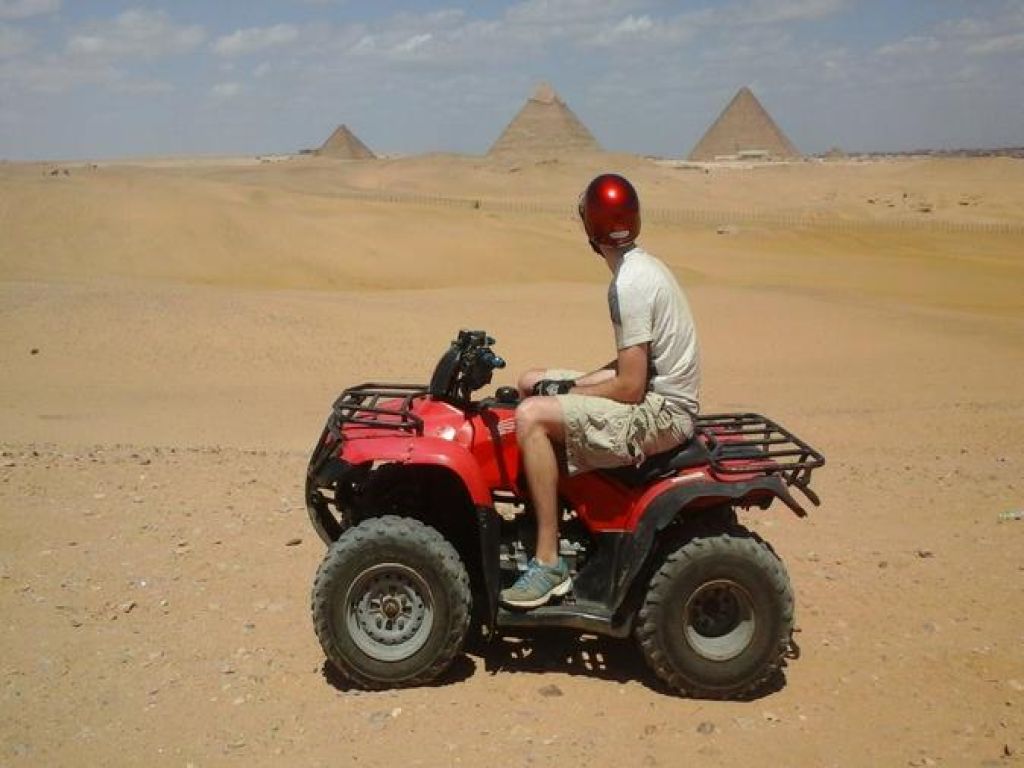 Private Safari: Quad Bike and Camel Ride on Desert Sunrise Tour