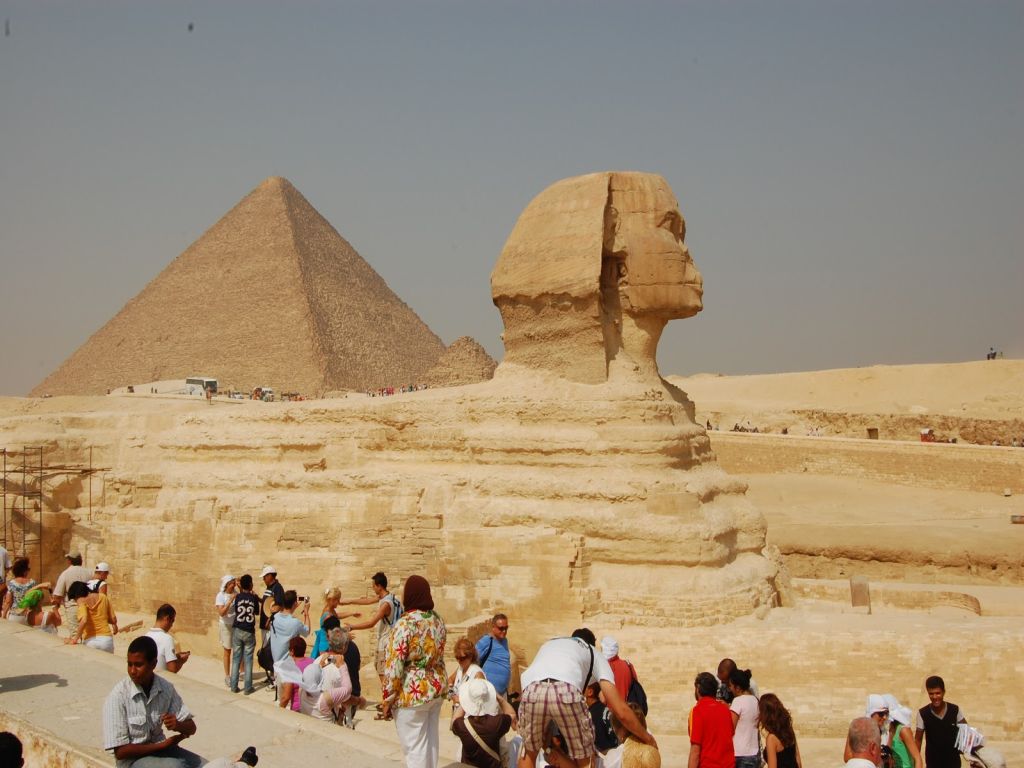 Private Tour: to Giza Pyramids & Sphinx