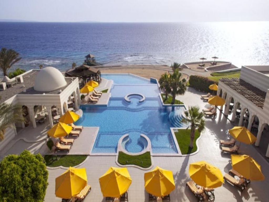 The Oberoi and Four Seasons Hotel Honeymoon Package Egypt