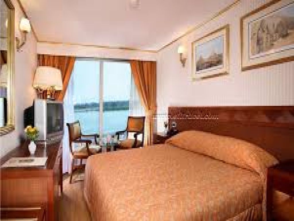 5 Days 4 Nights Nile Cruise from Luxor to Aswan