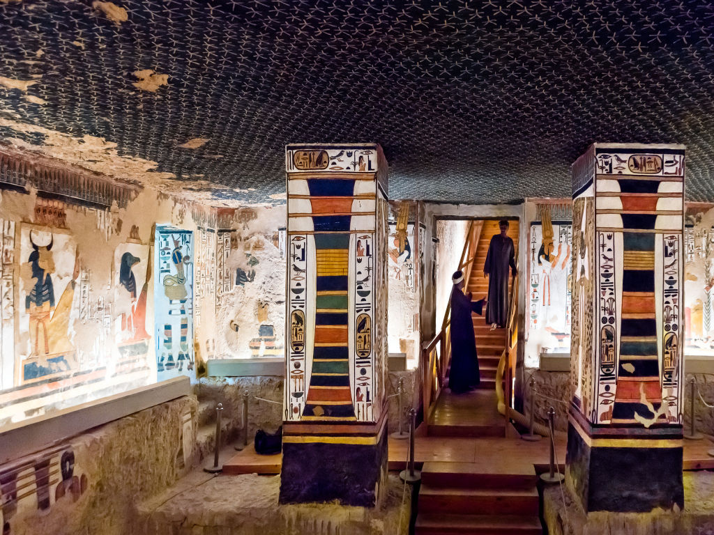 Luxor Private Tour: Covering - valley of the queens - Howard Carter House - Temple of Seti I - Ramesseum Temple