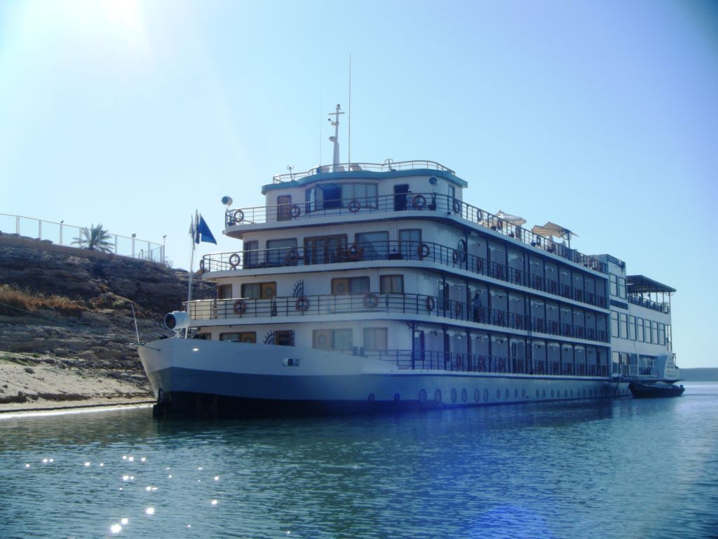 MS Kasr Ibrim 5 Days 4 Nights Lake Nasser Cruise